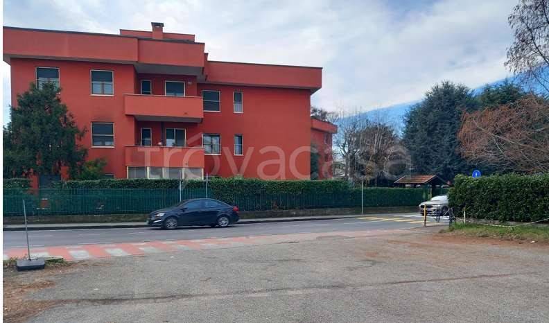 appartamento in vendita a Pieve Emanuele in zona Fizzonasco