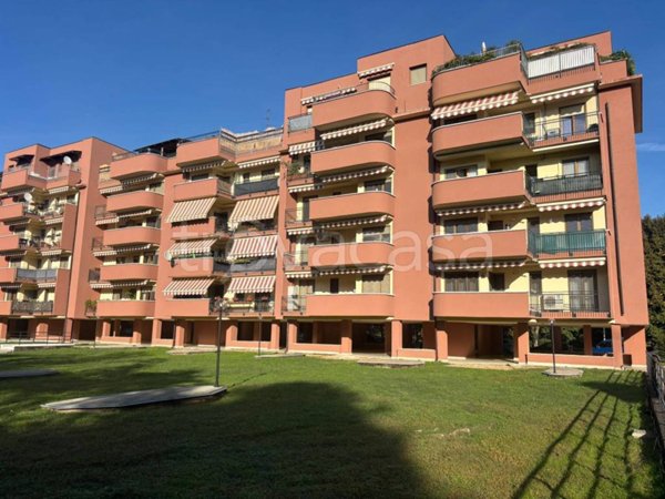 appartamento in vendita a Pieve Emanuele in zona Fizzonasco