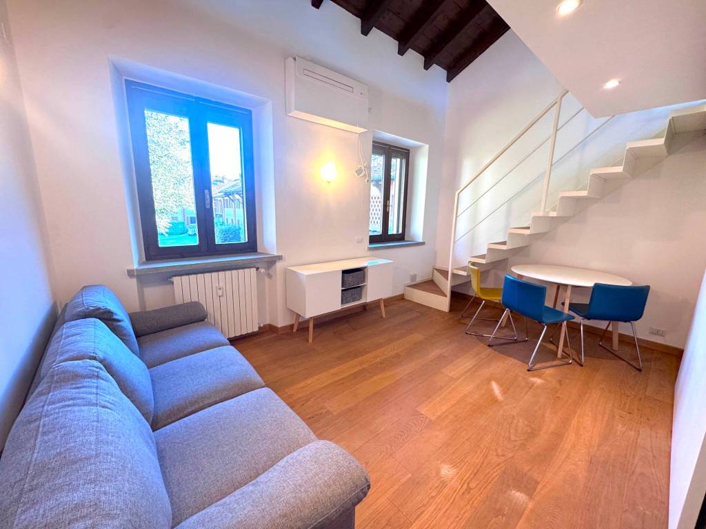 appartamento in vendita a Pieve Emanuele in zona Fizzonasco
