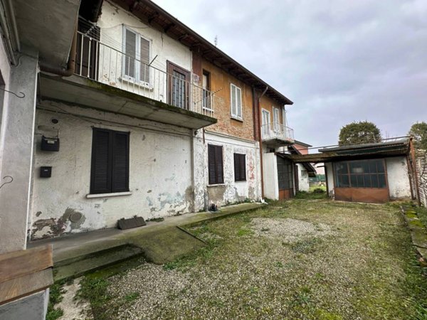casa indipendente in vendita a Pioltello