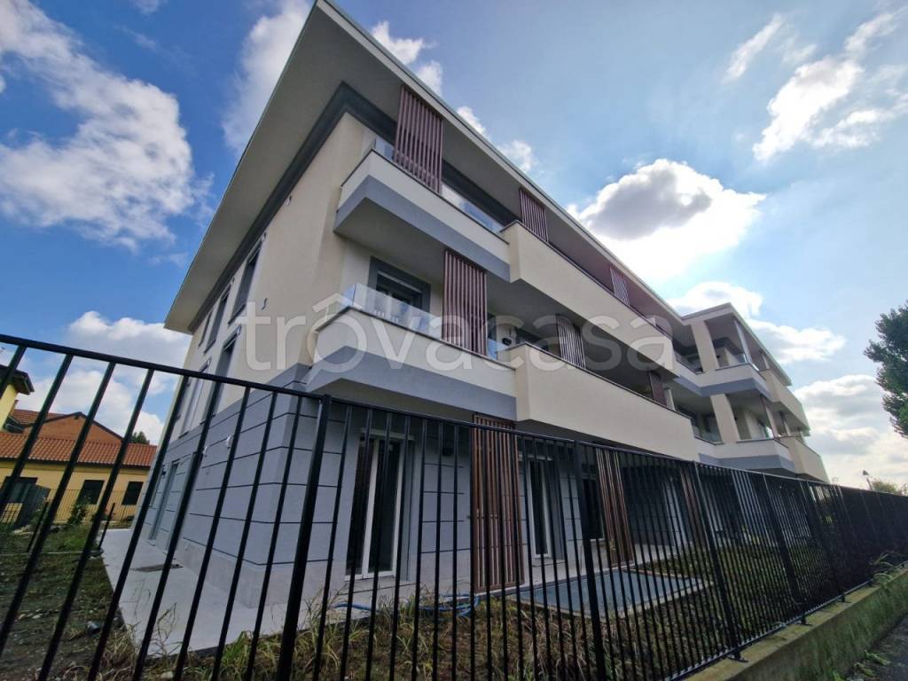 appartamento in vendita a Pioltello in zona Limito