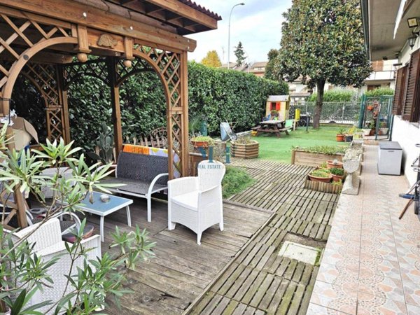 appartamento in vendita a Pioltello in zona Seggiano