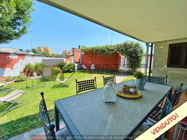 appartamento in vendita a Pioltello in zona Seggiano