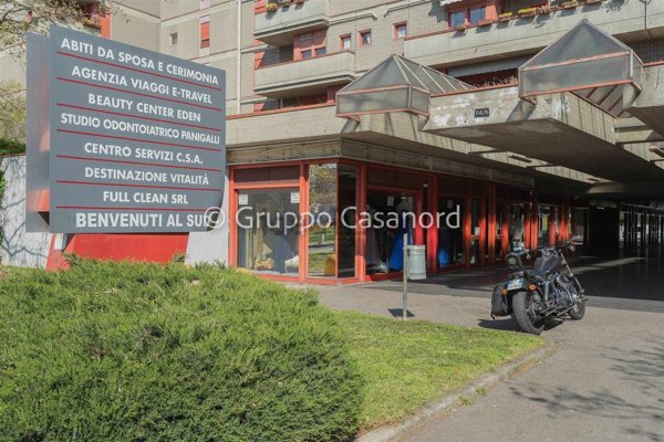 negozio in vendita a Pioltello