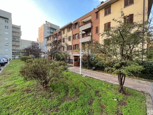 appartamento in vendita a Pioltello in zona Seggiano