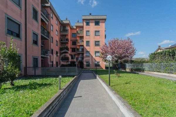 appartamento in vendita a Pioltello in zona Limito