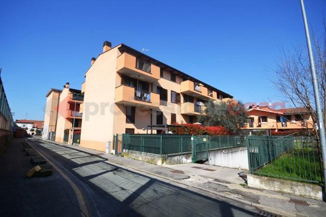 appartamento in vendita a Pioltello in zona Seggiano