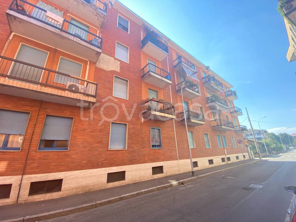 appartamento in vendita a Pioltello in zona Seggiano
