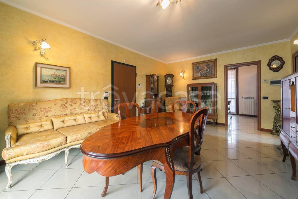 appartamento in vendita a Pioltello