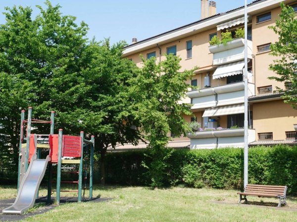 appartamento in vendita a Pioltello in zona Rugacesio