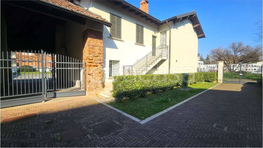 appartamento in vendita a Pioltello