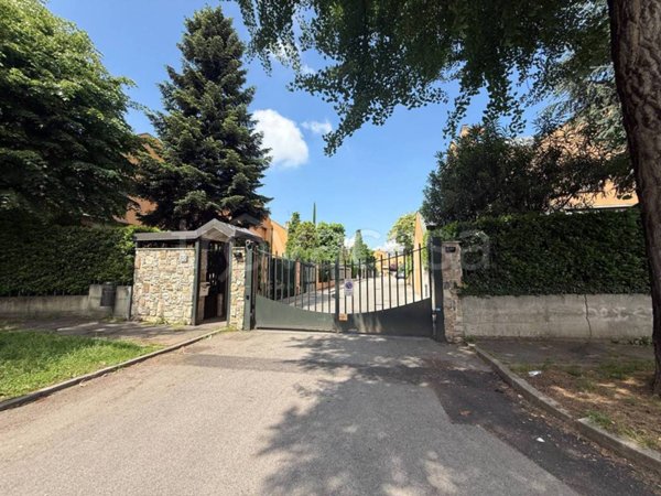 casa indipendente in vendita a Pioltello