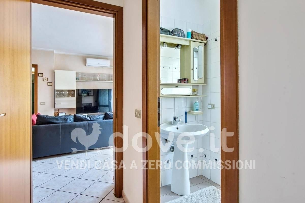 appartamento in vendita a Pioltello in zona Limito