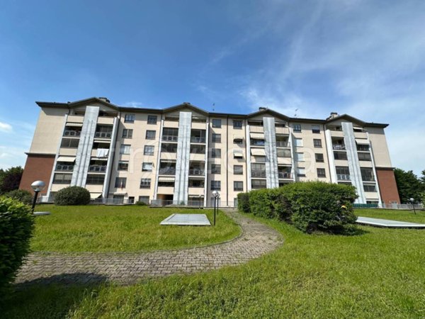 appartamento in vendita a Pioltello in zona Limito