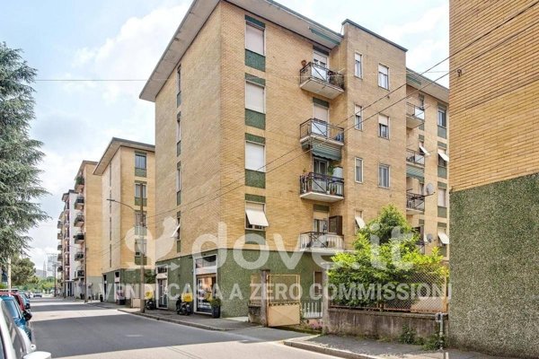 appartamento in vendita a Pioltello in zona Seggiano
