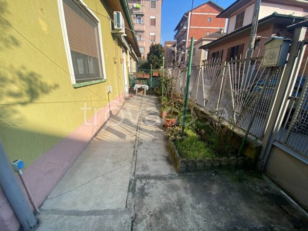 casa indipendente in vendita a Pioltello in zona Seggiano