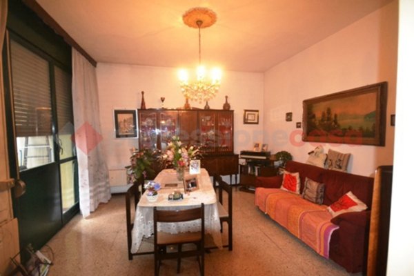 appartamento in vendita a Pioltello in zona Seggiano
