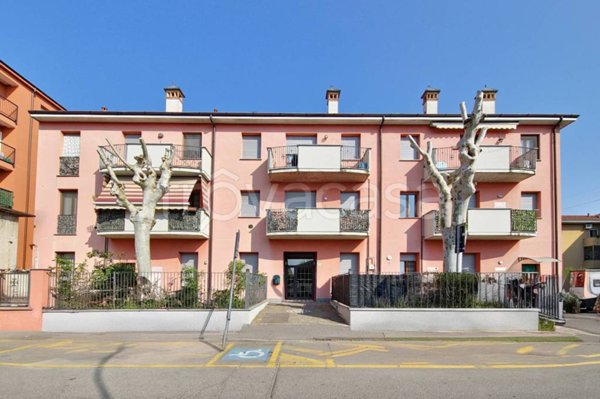 appartamento in vendita a Pioltello in zona Seggiano