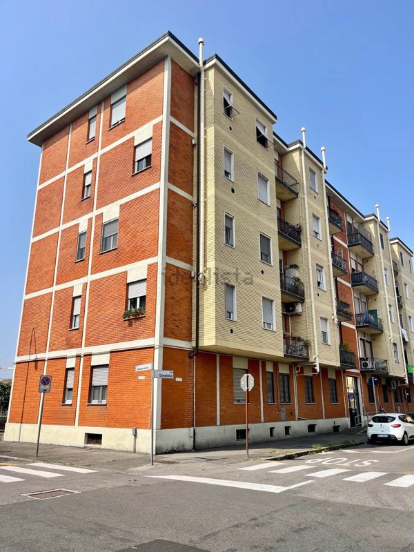 appartamento in vendita a Pioltello in zona Seggiano