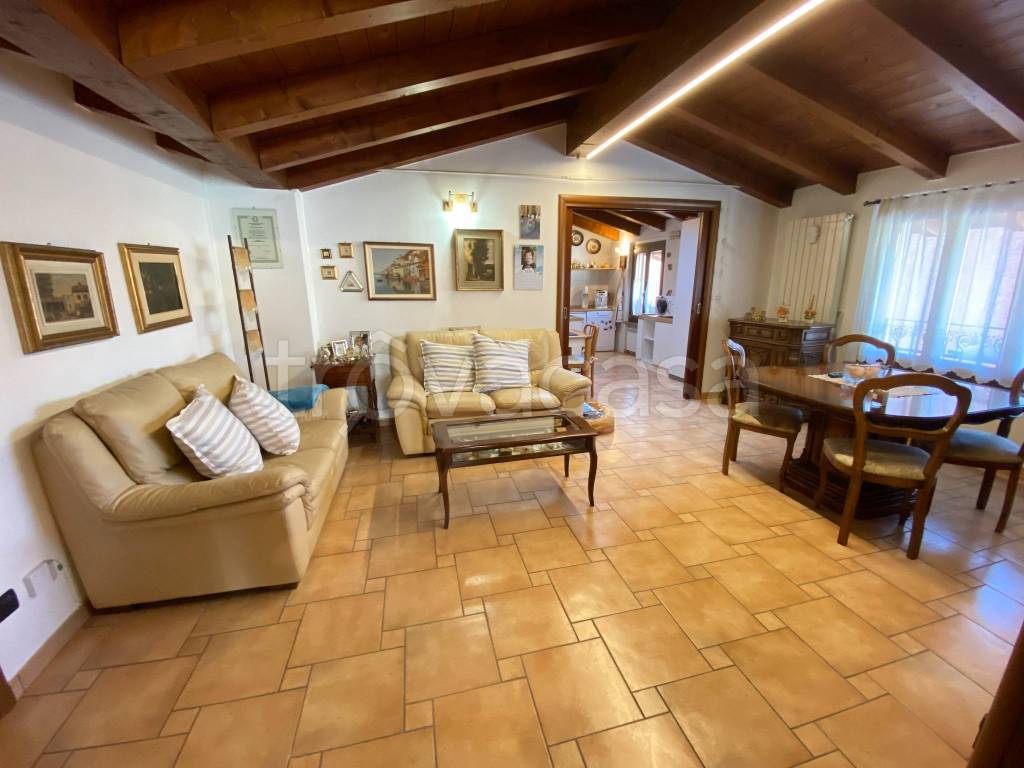 appartamento in vendita a Pioltello