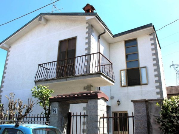 casa indipendente in vendita a Pioltello in zona Seggiano