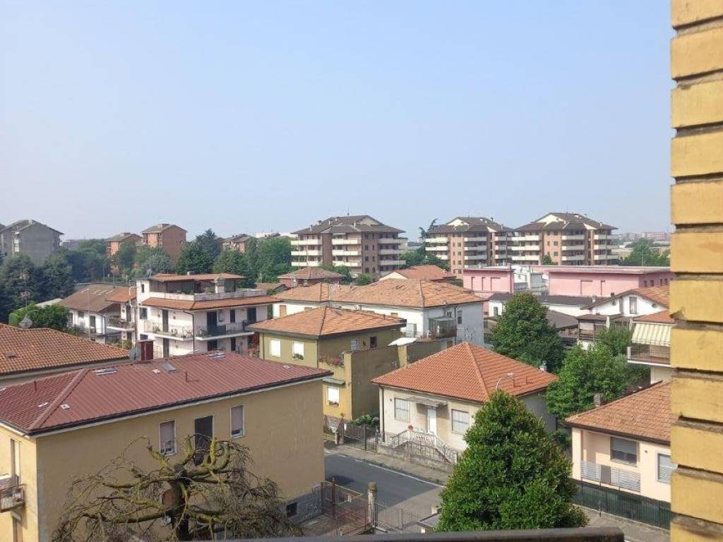 appartamento in vendita a Pioltello in zona Seggiano