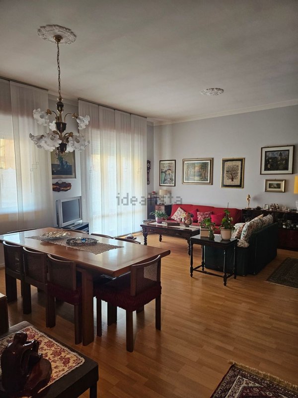 appartamento in vendita a Pioltello in zona Seggiano