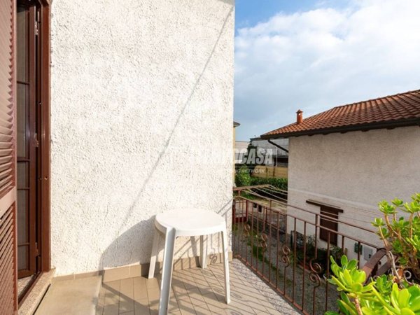 appartamento in vendita a Pioltello in zona Seggiano