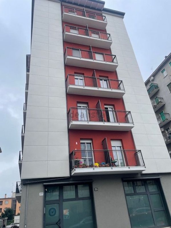 appartamento in vendita a Pioltello in zona Limito