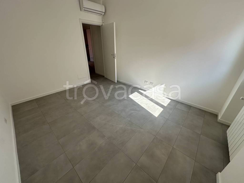 appartamento in vendita a Pioltello in zona Limito