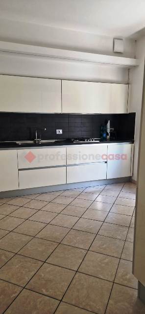 appartamento in vendita a Pioltello in zona Seggiano