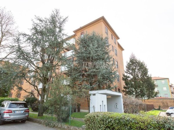 appartamento in vendita a Pioltello in zona Seggiano