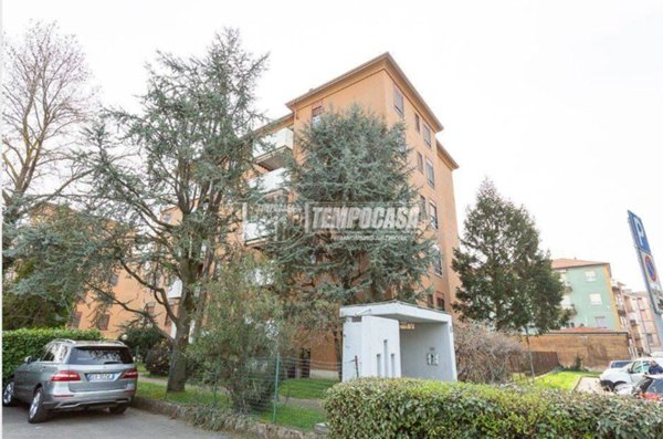 appartamento in vendita a Pioltello in zona Seggiano