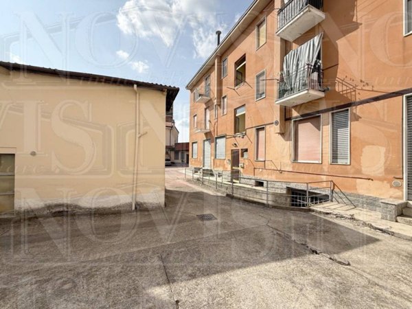 appartamento in vendita a Pioltello in zona Seggiano