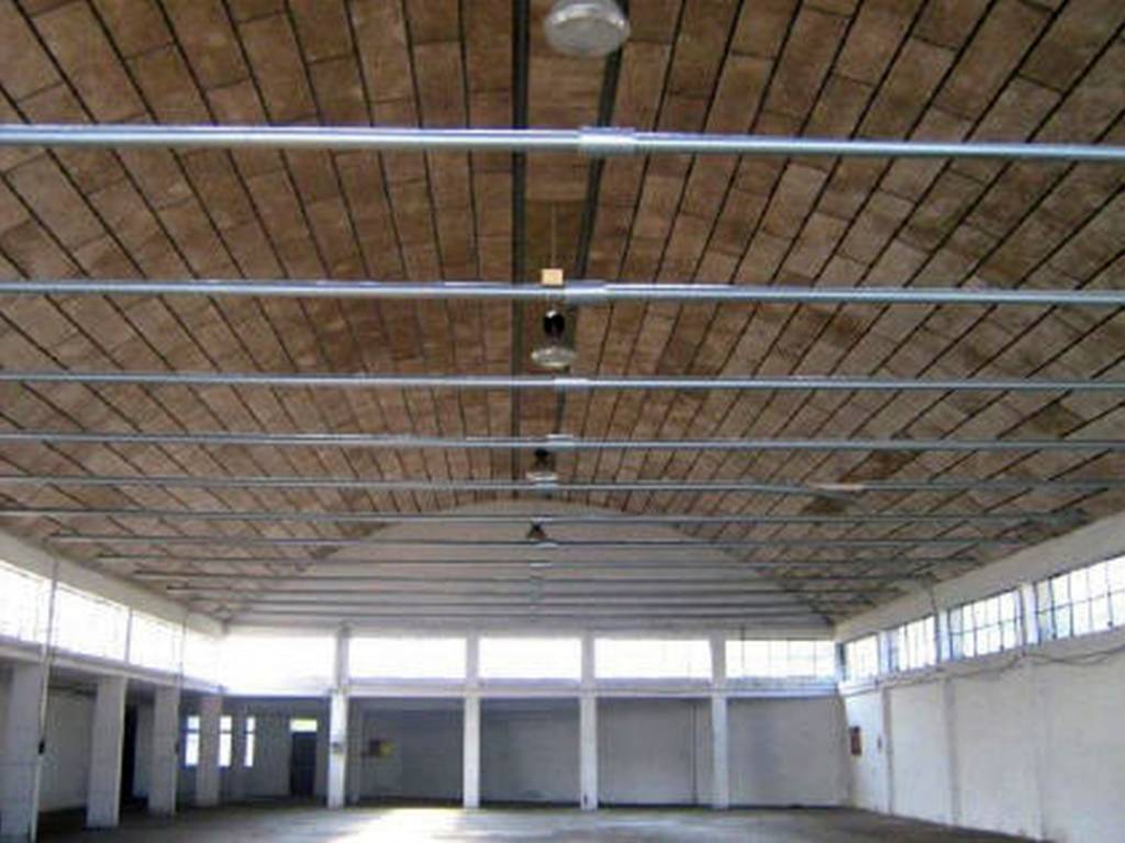 negozio in vendita a Pioltello