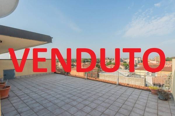 appartamento in vendita a Pioltello in zona Seggiano