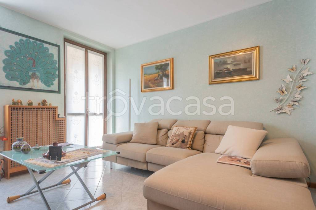 appartamento in vendita a Pioltello in zona Limito