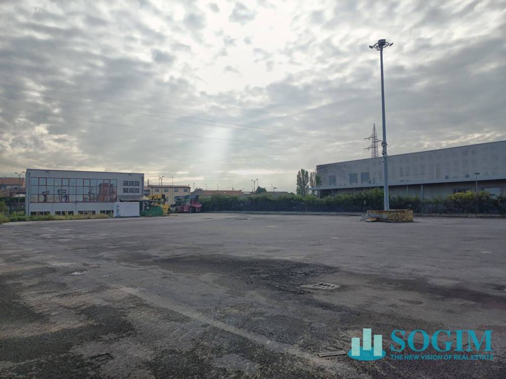 ufficio in vendita a Pioltello