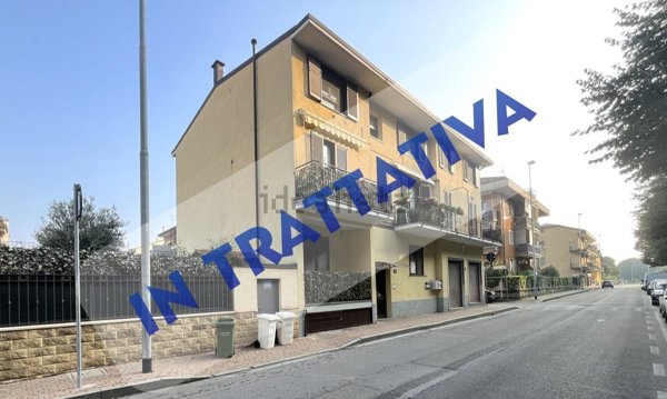 appartamento in vendita a Pioltello in zona Seggiano