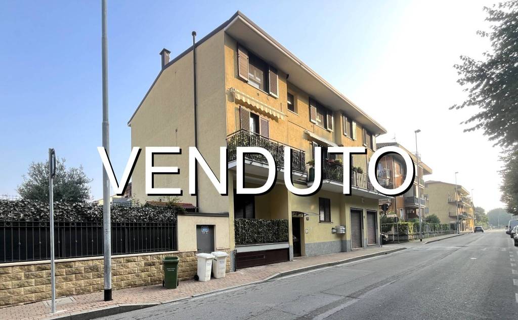 appartamento in vendita a Pioltello in zona Seggiano