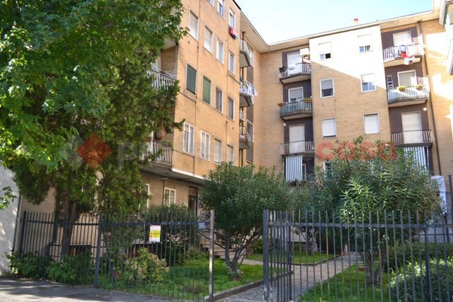 appartamento in vendita a Pioltello in zona Seggiano