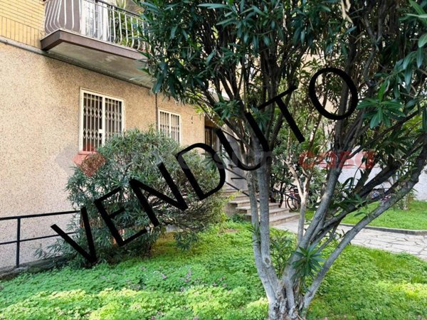 appartamento in vendita a Pioltello in zona Seggiano