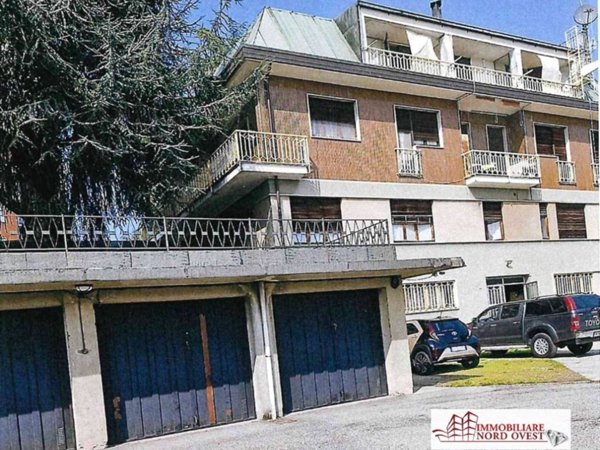 intera palazzina in vendita a Pioltello