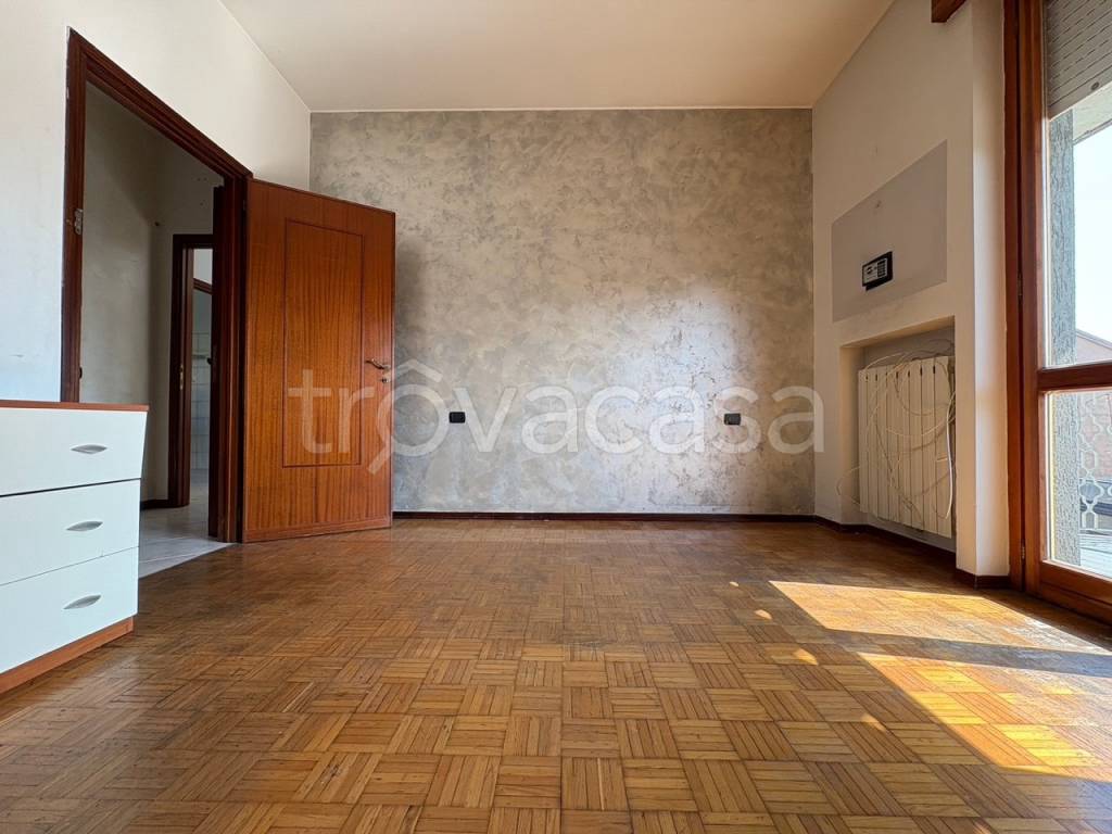 appartamento in vendita a Pioltello in zona Seggiano