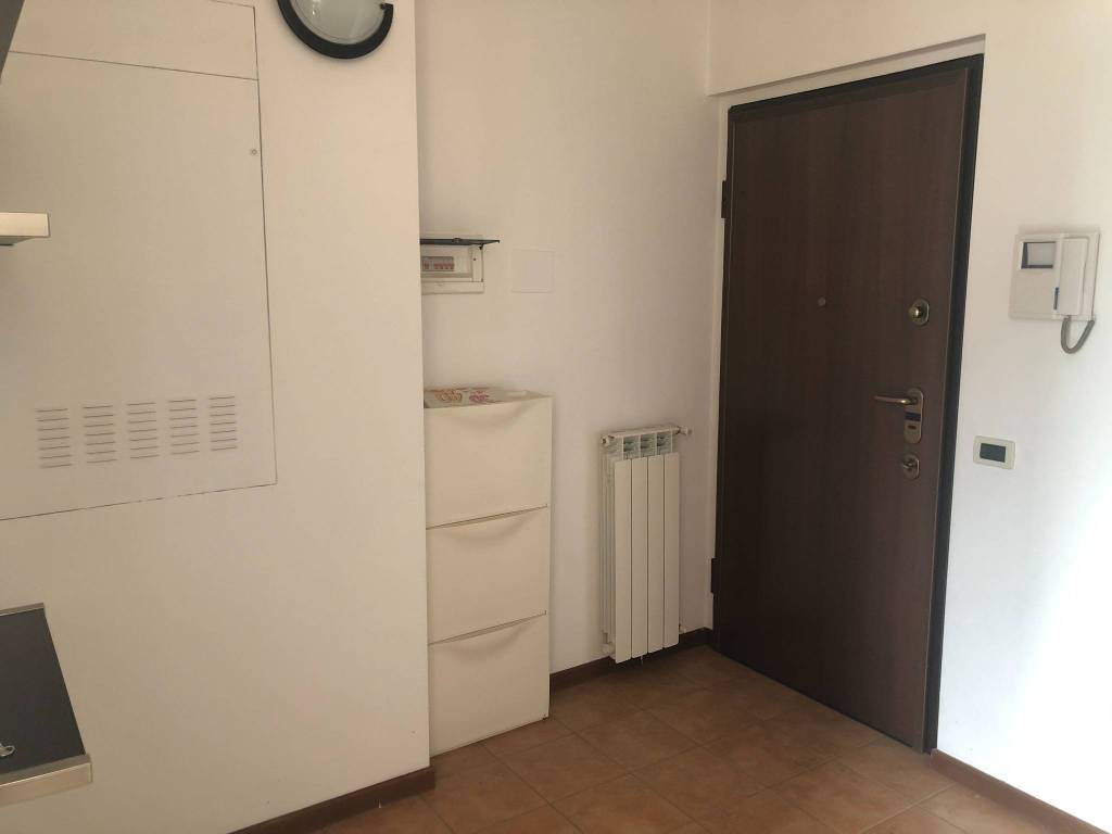 appartamento in vendita a Pioltello in zona Seggiano