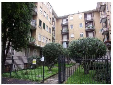 appartamento in vendita a Pioltello in zona Seggiano