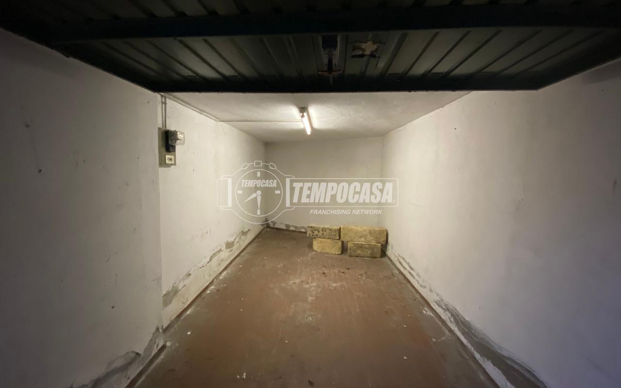 negozio in vendita a Pioltello in zona Limito