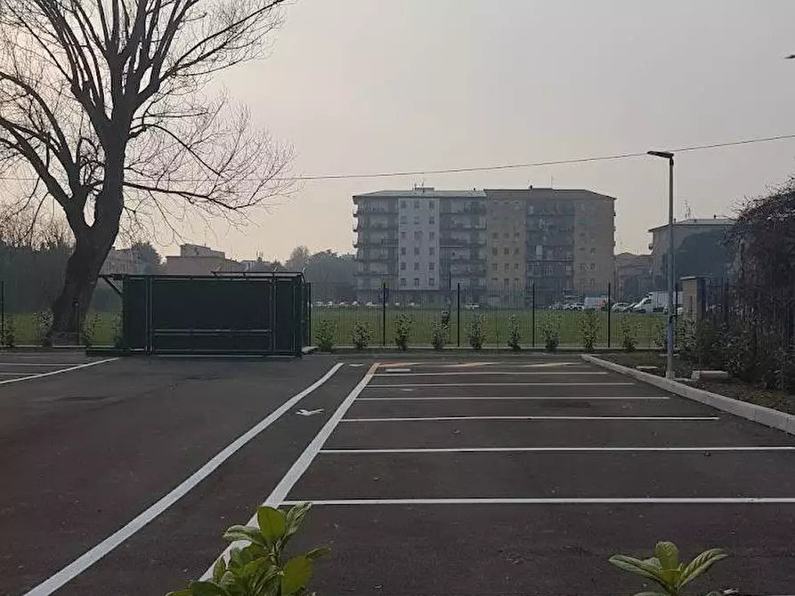 negozio in vendita a Pioltello