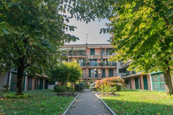 appartamento in vendita a Pioltello in zona Limito