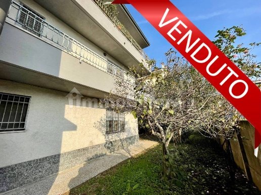 appartamento in vendita a Pioltello in zona Limito